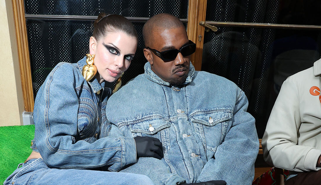 kanye-west-ve-julia-fox-cift-olarak-ilk-kirmizi-hali-cikisini-yapti!