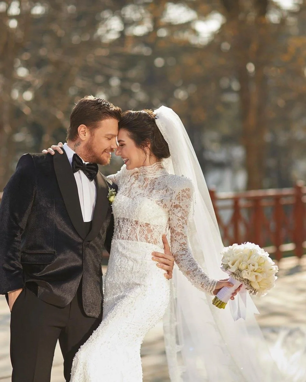 sinan-akcil’a-burcu-kiratli’dan-sok-hamle 