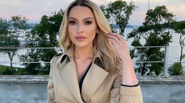 hadise’nin-ortaligi-karistiran-pantolonu