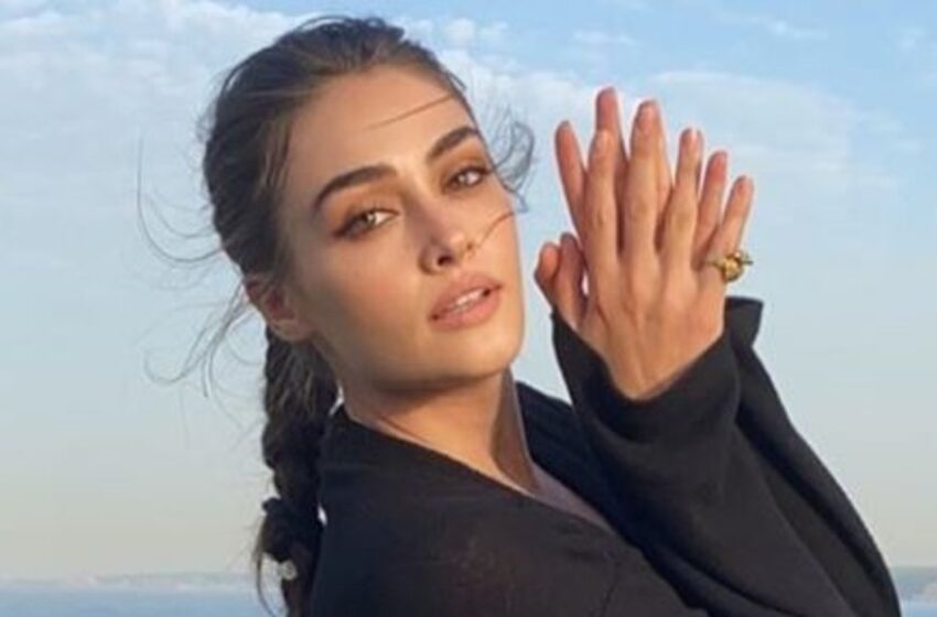 Esra Bilgiç Victoria’s Secret ile anlaştı!