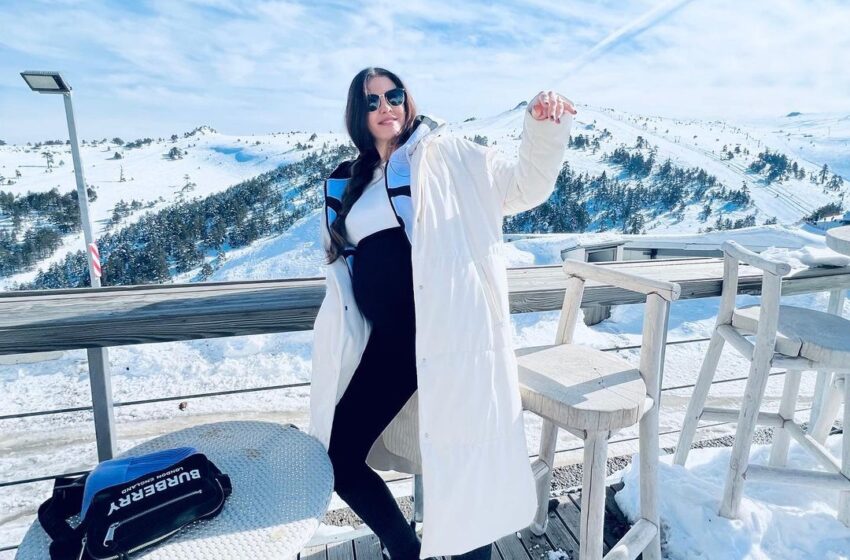 Başak Dizer karnı burnunda fotoğraf paylaştı
