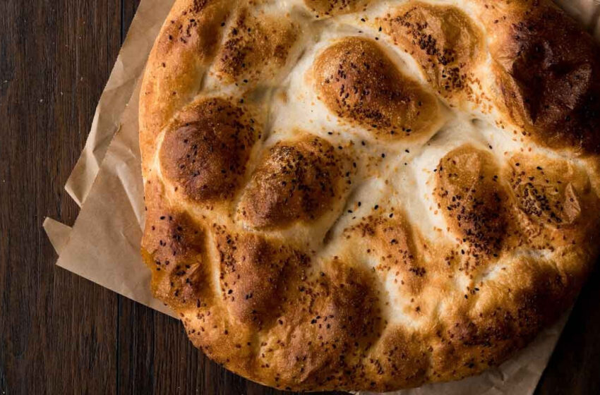 Ekşi Mayalı Ramazan Pidesi Tarifi Nasıl Yapılır?