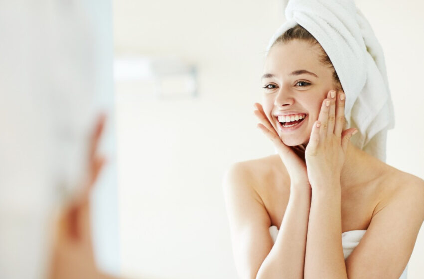Cildi derinlemesine temizleyin: Çift aşamalı cilt temizliği (Double Cleansing) nedir? Nasıl yapılır?