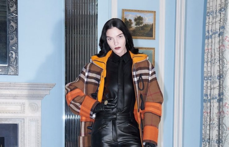 Burberry, Londra Moda Haftası’na Dönüyor