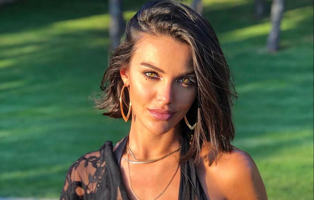 tuvana-turkay-ve-izzet-antebi-muhabirlere-sitem-etti!