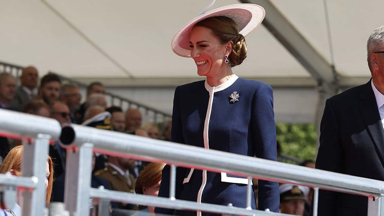 galler-prensesi-kate-middleton,-denizci-stilinden-ilham-aliyor